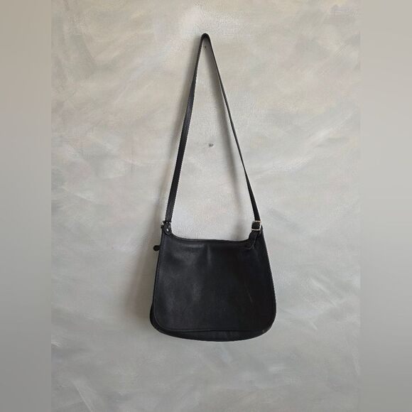 Vintage Coach Saddle Hippie Flap Bag Black 9134 12.5x10 Sling - Picture 1 of 16